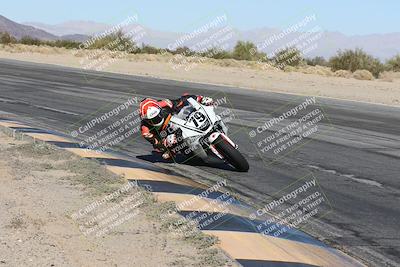 media/Dec-01-2025-Moto Forza (Mon) [[2daa91e15f]]/1-Advanced Group/Session 4 (Turn 10 Inside)/